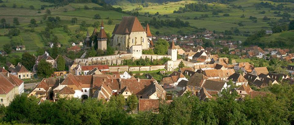 Seria 30 - Grupa 1 - Turul Cetatilor medievale din Transilvania